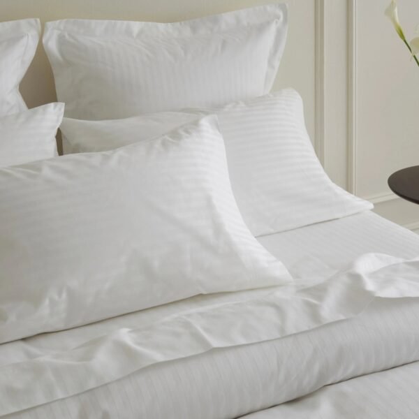 Welspun 320 Thread Count Satin Stripe Pillow Cover (60% Cotton, 40% Polyester)