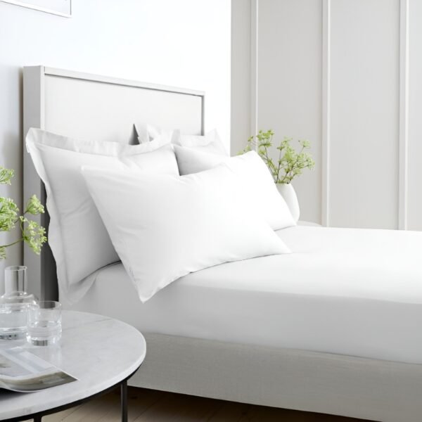 Welspun 180 Thread Count Percale Pillow Cover (60% Cotton, 40% Polyester)