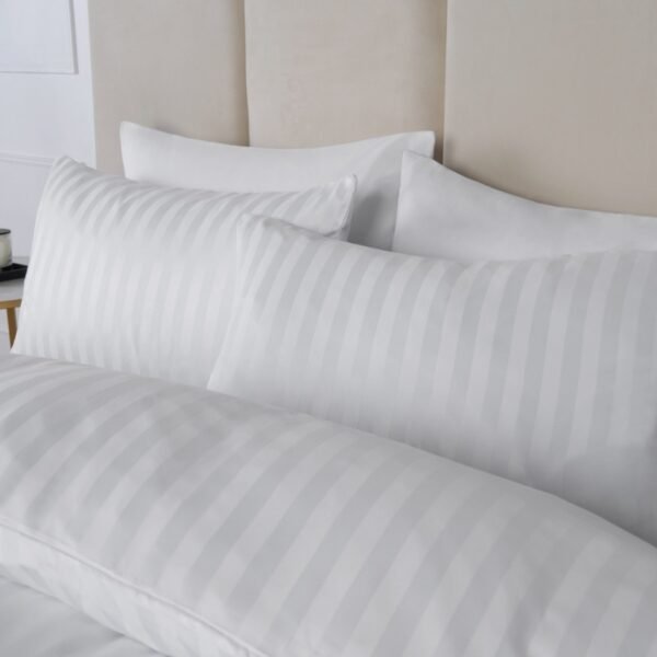 Welspun 300 Thread Count Satin Stripe Pillowcase (100% Cotton)