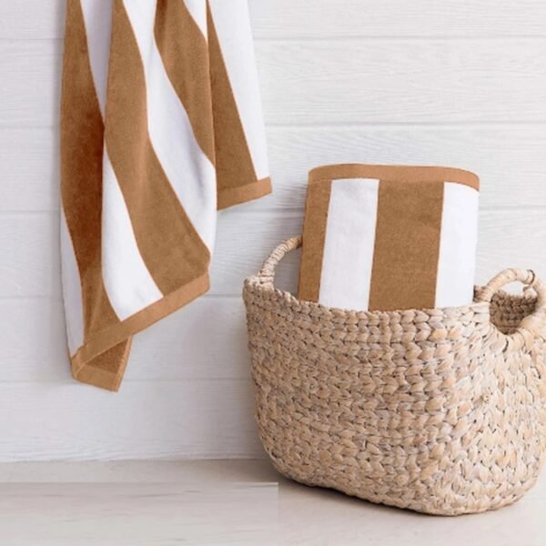 Pool Towel – Beige / White (500 GSM)